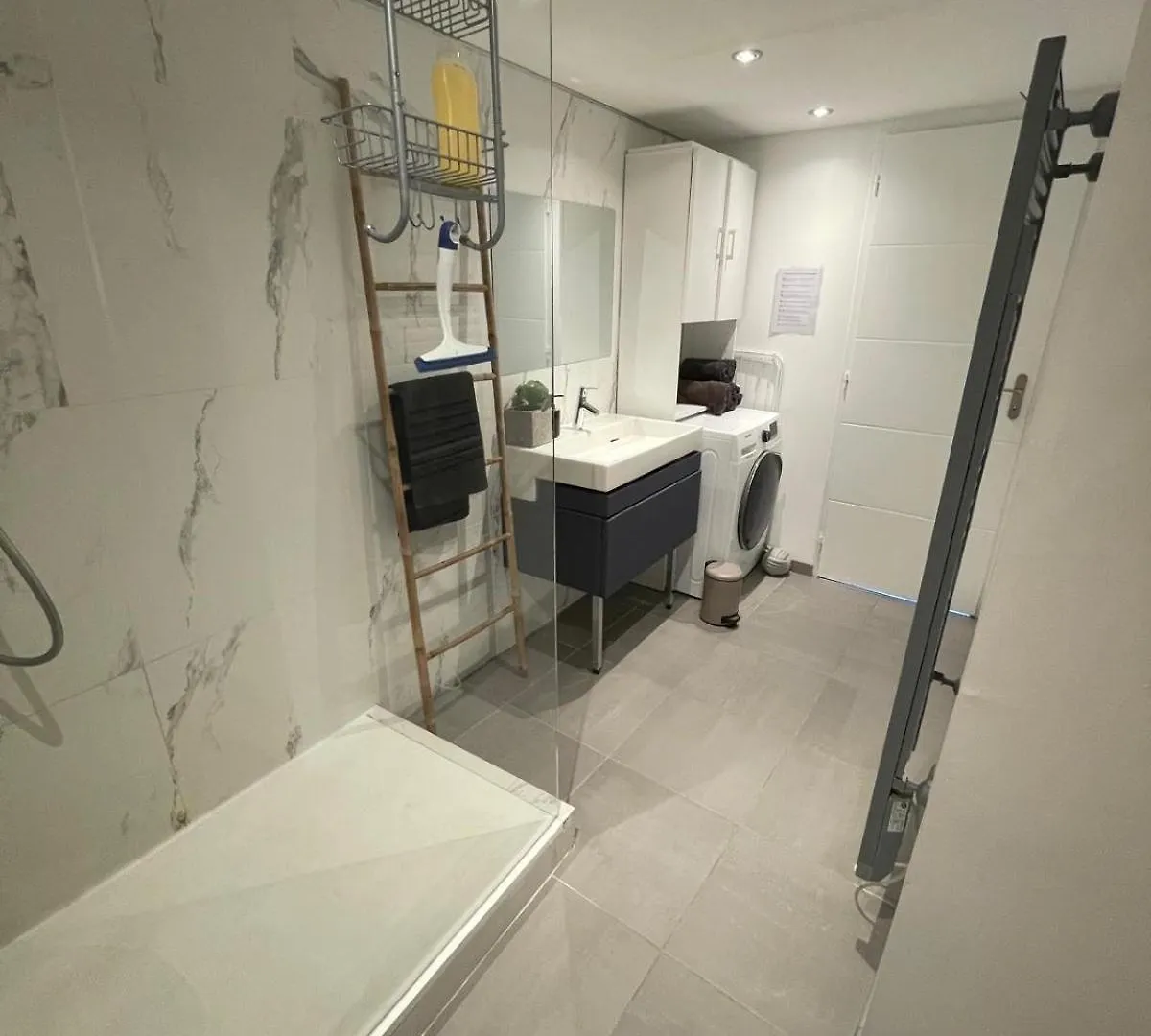 Appartement Design Sur Vauban - Clim Et Wifi Marseille Apartment